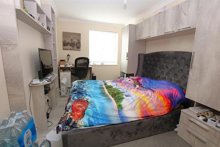 2 bedroom Flat for sale in Upper Priory Street, Northampton