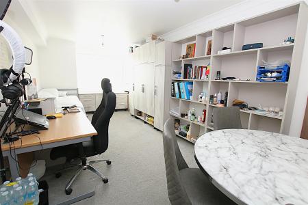 2 bedroom Flat for sale in Upper Priory Street, Northampton