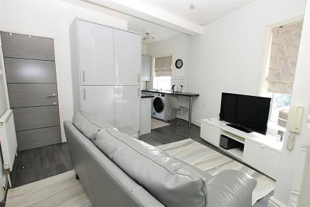 2 bedroom Flat for sale in Watkin Terrace, Northampton