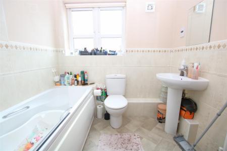 2 bedroom Apartment for sale in River View, Northampton
