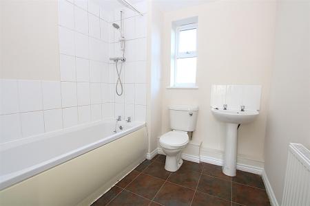 2 bedroom Flat for sale in Newport Pagnell Road, Wootton