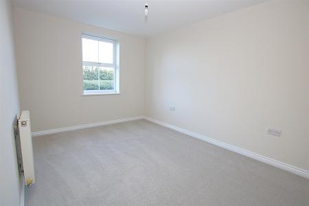 2 bedroom Flat for sale in Newport Pagnell Road, Wootton