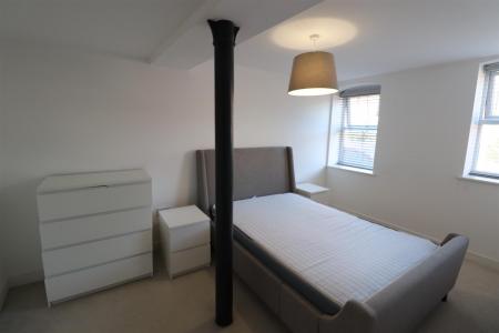 2 bedroom Flat for sale in Stockley Street, Northampton