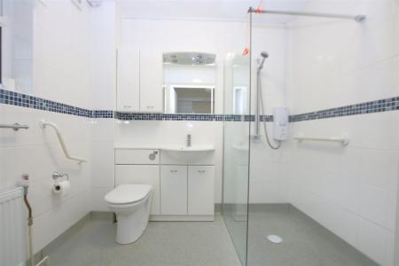 2 bedroom Flat for sale in King Richard Court, East Hunsbury