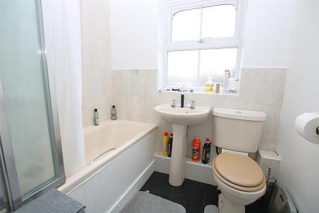 2 bedroom Terraced House for sale in Shard Close, East Hunsbury