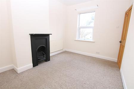 2 bedroom Terraced House for sale in Moore Street, Kingsley