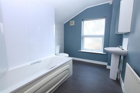 2 bedroom Terraced House for sale in Moore Street, Kingsley