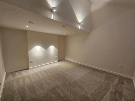 2 bedroom Flat for sale in Artizan Road, Northampton