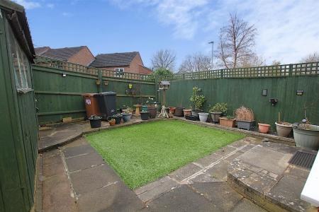 4 bedroom Terraced House for sale in Medellin Hill, Southfields