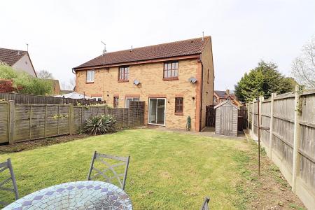 2 bedroom End of terrace house for sale in Greeves Close, Duston