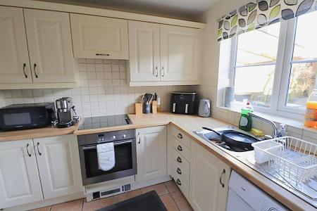 2 bedroom Semi-detached house for sale in Ashby Road, Kilsby