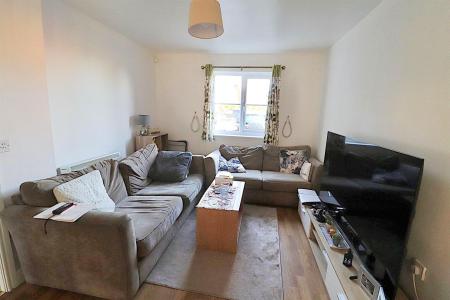 2 bedroom Semi-detached house for sale in Ashby Road, Kilsby