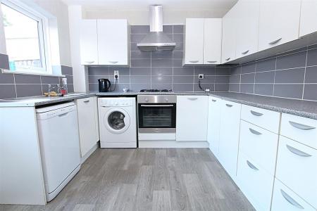 3 bedroom Terraced House for sale in Annesley Close, Abington Vale