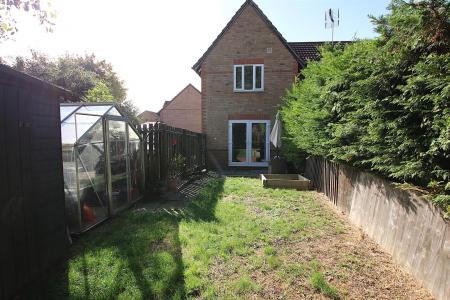 2 bedroom End of terrace house for sale in Marseilles Close, Duston