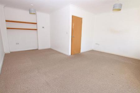 4 bedroom Terraced House for sale in Johnson Court, Northampton