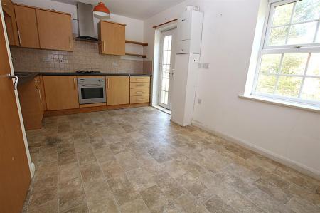 4 bedroom Terraced House for sale in Johnson Court, Northampton