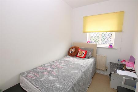 3 bedroom Semi-detached house for sale in Dixon Road, Kingsthorpe