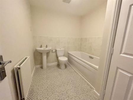 3 bedroom End of terrace house for sale in Brooks Close, Wootton