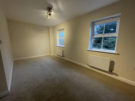 3 bedroom End of terrace house for sale in Brooks Close, Wootton