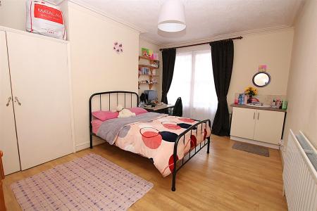 6 bedroom Terraced House for sale in St. Pauls Road, Semilong