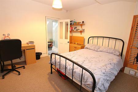 6 bedroom Terraced House for sale in St. Pauls Road, Semilong