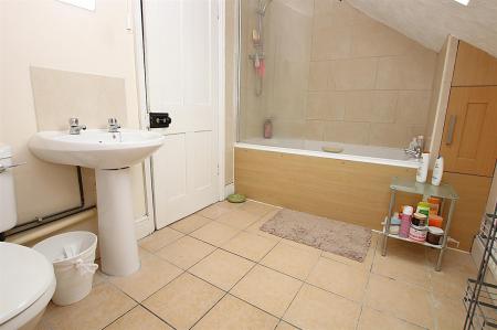 6 bedroom Terraced House for sale in St. Pauls Road, Semilong