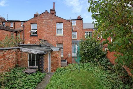 6 bedroom Terraced House for sale in St. Pauls Road, Semilong