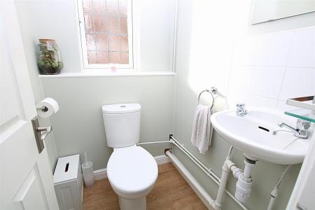 4 bedroom Detached house for sale in Fleetwind Drive, East Hunsbury