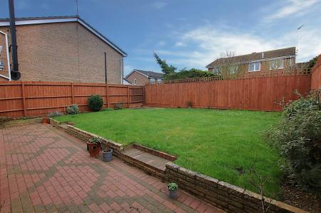 4 bedroom Detached house for sale in Fleetwind Drive, East Hunsbury