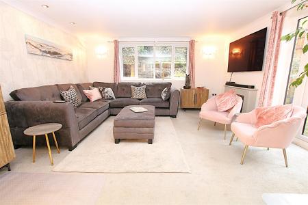 3 bedroom Detached house for sale in Meldon Close, East Hunsbury