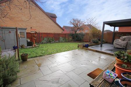 4 bedroom Detached house for sale in Sentry Close, Wootton