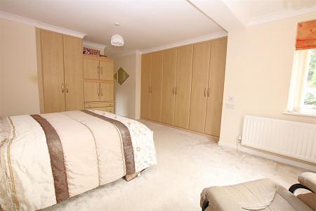 4 bedroom Detached bungalow for sale in Lister Drive, West Hunsbury