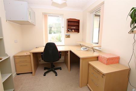 4 bedroom Detached bungalow for sale in Lister Drive, West Hunsbury