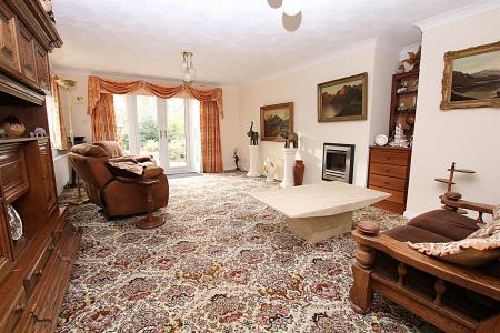 4 bedroom Detached bungalow for sale in Lister Drive, West Hunsbury