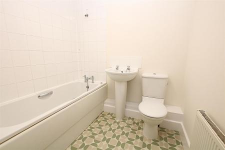 2 bedroom Flat for sale in Henry Bird Way, Northampton