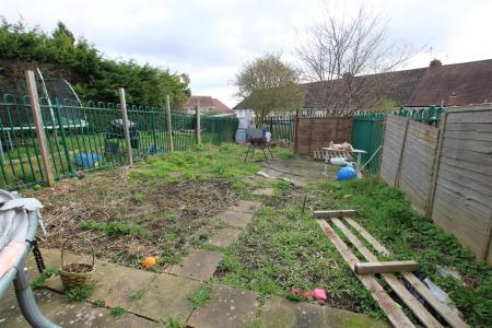 2 bedroom Terraced House for sale in Dorset Gardens, Kingsthorpe