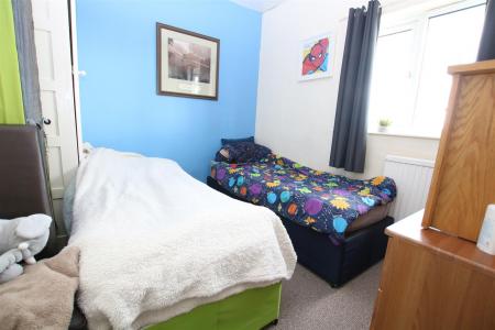 2 bedroom Terraced House for sale in Dorset Gardens, Kingsthorpe