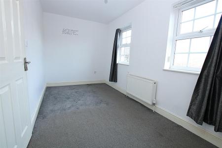 3 bedroom Terraced House for sale in Auctioneers Way, Northampton