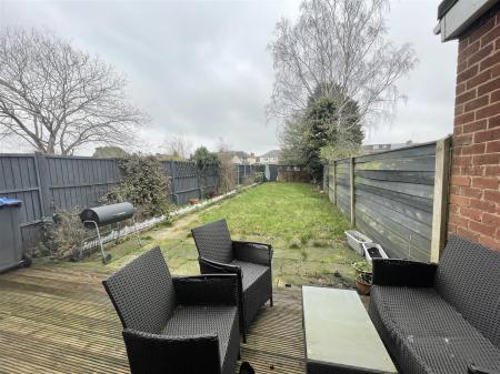 3 bedroom Semi-detached house for sale in Fareham Avenue, Rugby