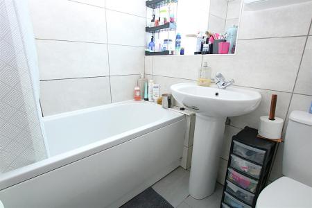 3 bedroom Semi-detached house for sale in Chalcombe Avenue, Kingsthorpe
