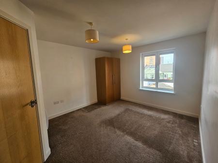 2 bedroom Flat to let in Broad Street, Northampton, NN1