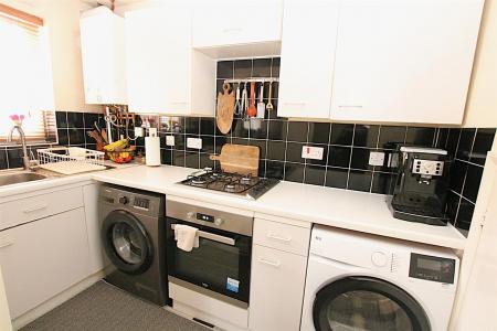 1 bedroom Terraced House for sale in Twyford Close, Little Billing