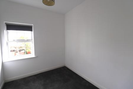 2 bedroom Flat to let in Scholars Court, Town Centre, Northampton, NN1