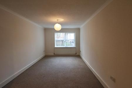 1 bedroom Flat to let in 22 Henry Bird Way, Southbridge, Northampton, NN4