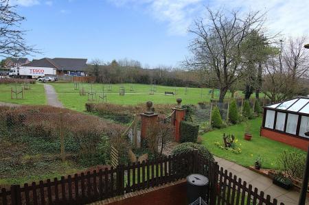 1 bedroom Flat for sale in Wootton Brook Close, East Hunsbury