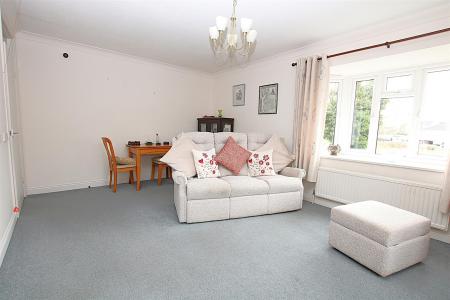 1 bedroom Flat for sale in Wootton Brook Close, East Hunsbury