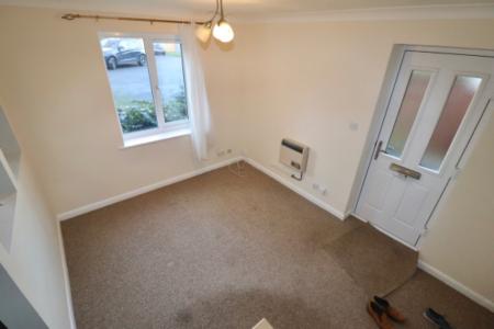 1 bedroom Terraced House to let in Longford Avenue, Little Billing, Northampton, NN3