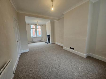 2 bedroom Terraced House to let in Essex Street, Semilong, Northampton, NN2