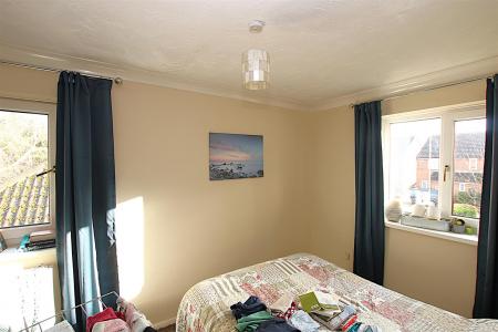 3 bedroom End of terrace house for sale in Mannington Gardens, East Hunsbury