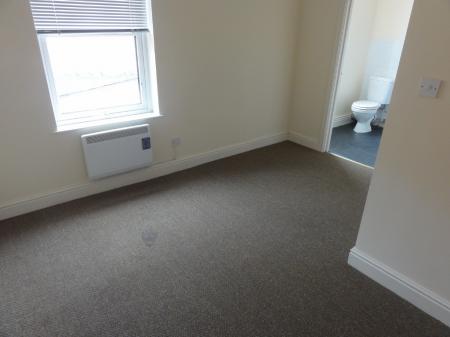 1 bedroom Flat to let in Victoria Promenade, Northampton, NN1